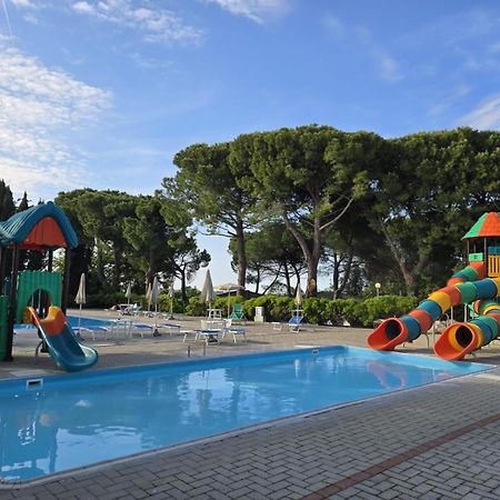 Camping Village Mar Y Sierra San Costanzo Luaran gambar
