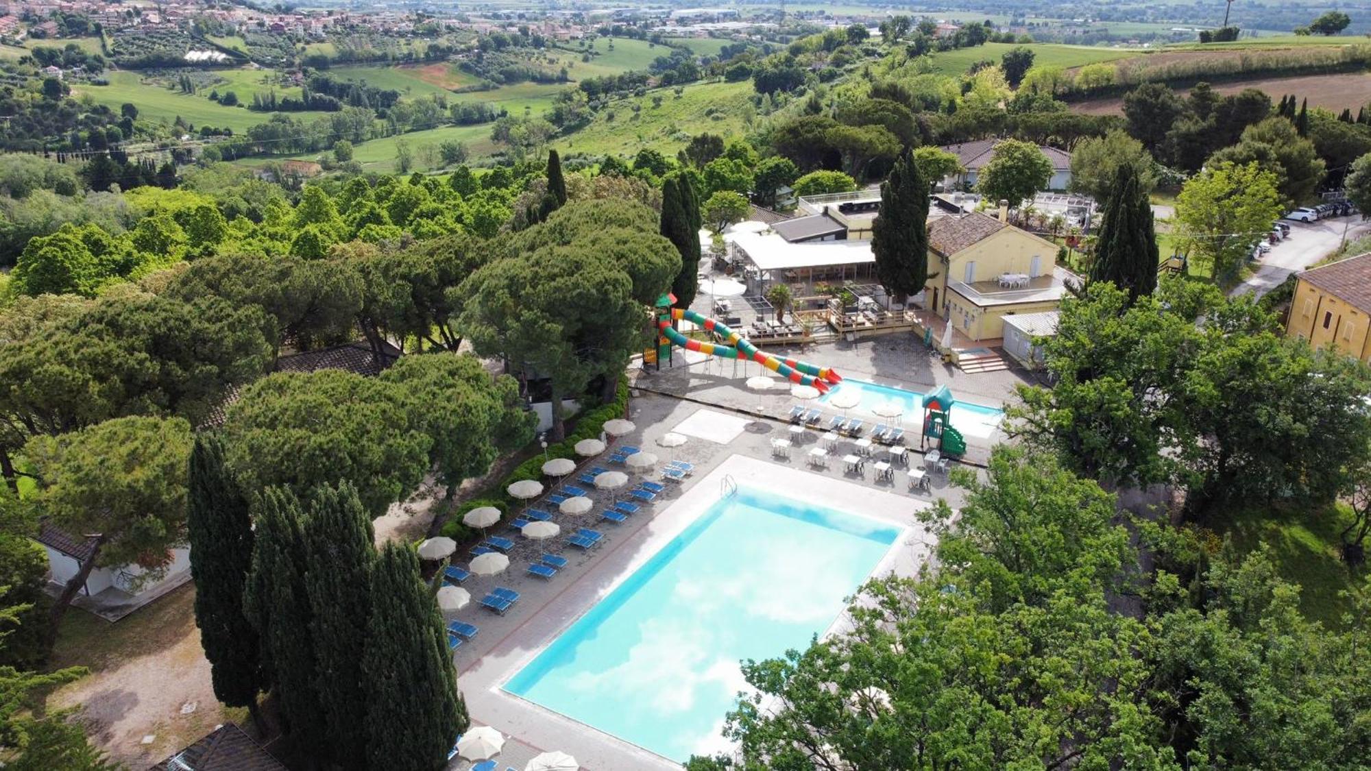 Camping Village Mar Y Sierra San Costanzo Luaran gambar
