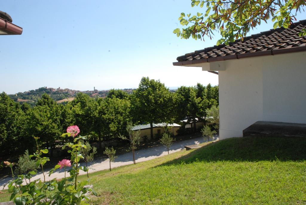 Camping Village Mar Y Sierra San Costanzo Luaran gambar