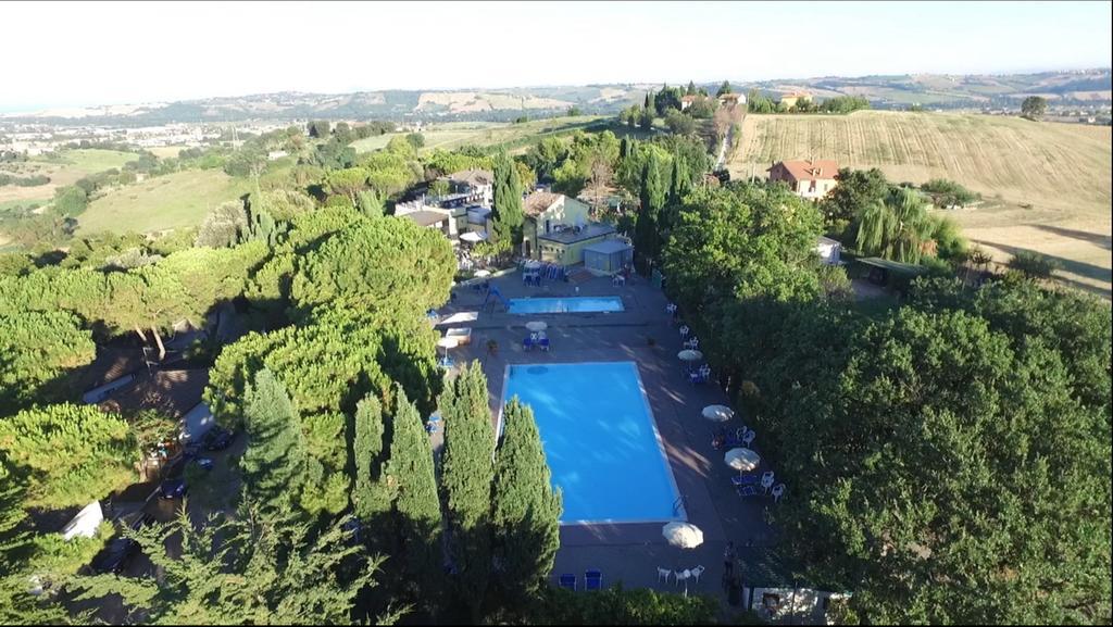 Camping Village Mar Y Sierra San Costanzo Luaran gambar