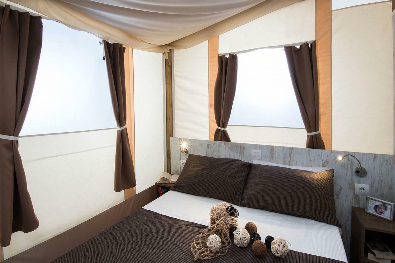 Camping Village Mar Y Sierra San Costanzo Luaran gambar