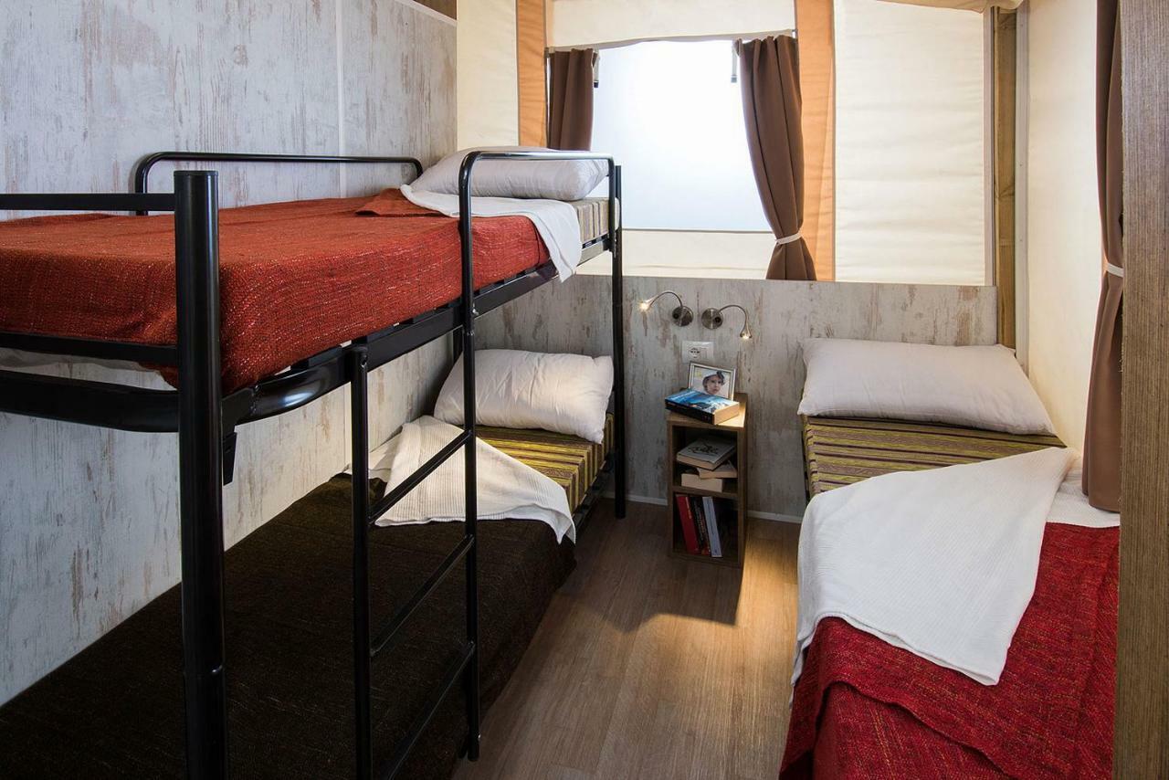 Camping Village Mar Y Sierra San Costanzo Luaran gambar