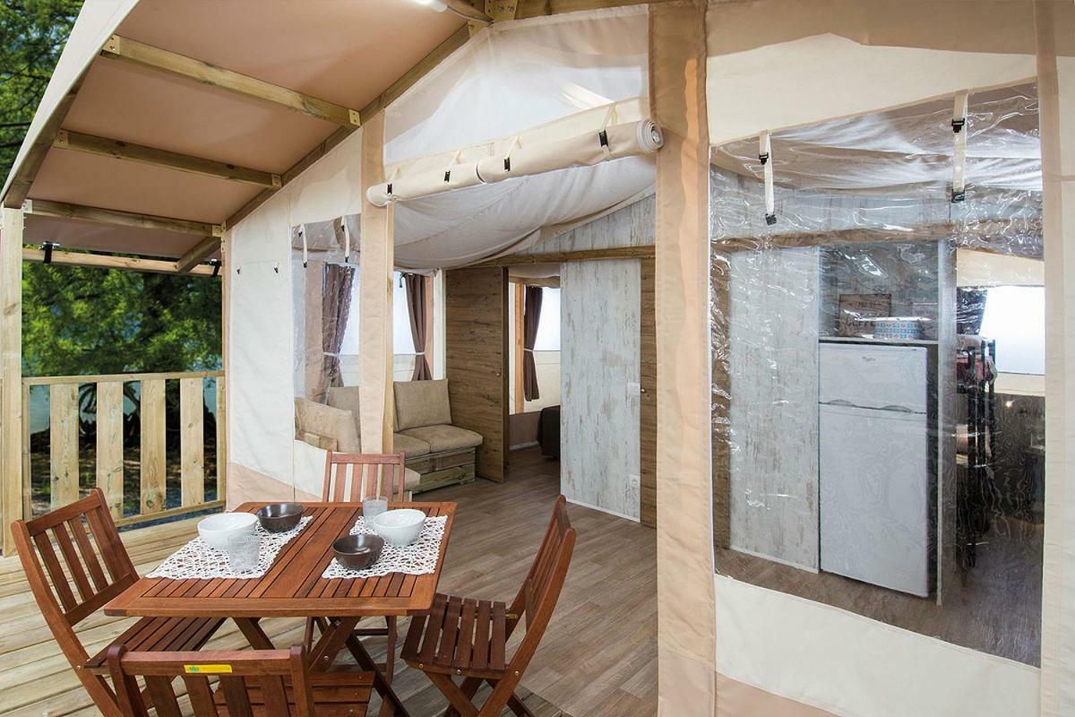 Camping Village Mar Y Sierra San Costanzo Luaran gambar