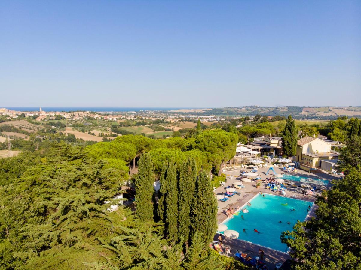 Camping Village Mar Y Sierra San Costanzo Luaran gambar